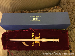 Alivans-custom wand with box